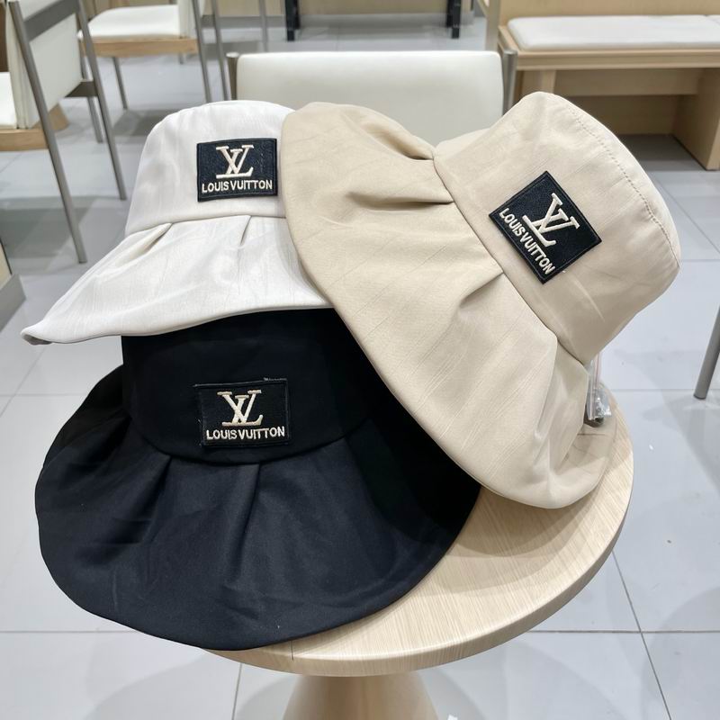 LV hat 030713
